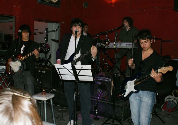 Rock and roll local y solidario