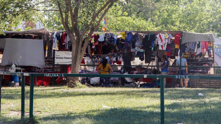 Las autoridades quieren terminar de normalizar la feria y para ello enviarán personal capacitado para censar las familias que trabajan en el sector.