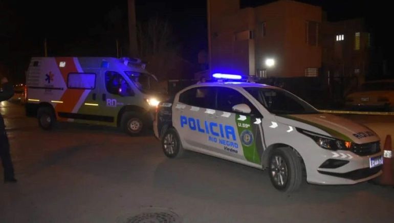 En horas de la noche del domingo se realizó un allanamiento en la vivienda donde apareció muerto Romero. 
