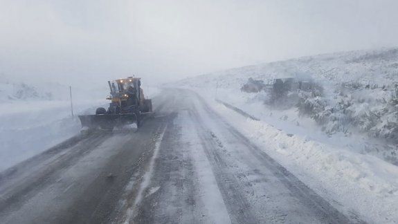 El paso Pino Hachado abrió a las 11 y piden precaución por el hielo 