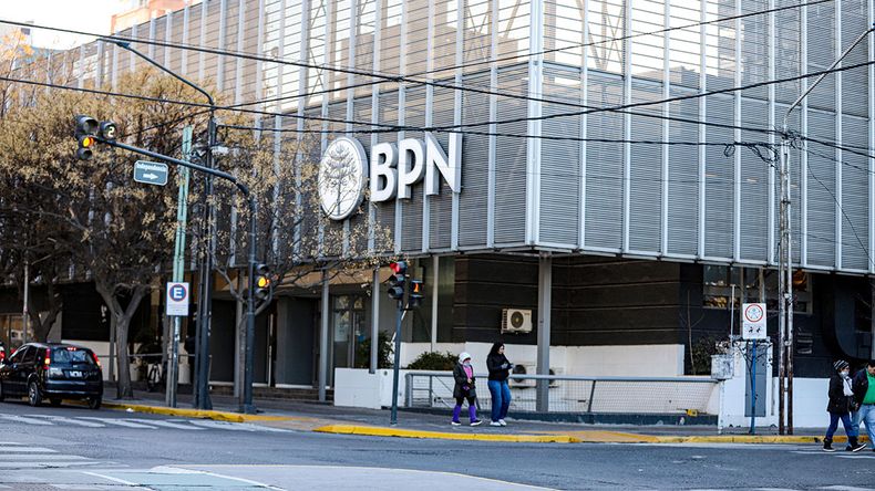 El aguinaldo de los estatales estará depositado el jueves 18 de diciembre. | LMCipolletti.com El aguinaldo de los estatales estará depositado el jueves 18 de diciembre.