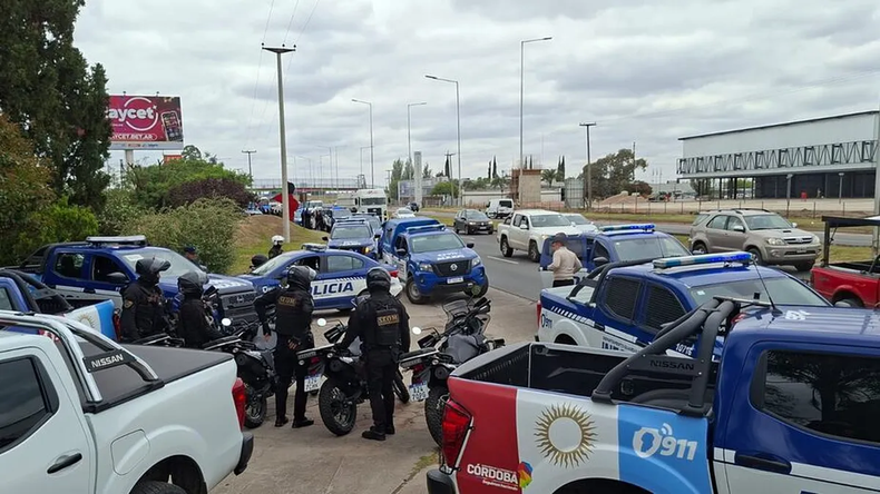 El megaoperativo en el hotel alojamiento.