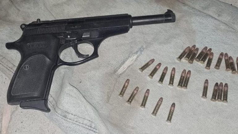 Secuestraron 35 kilos de carne y un arma durante un control vehicular