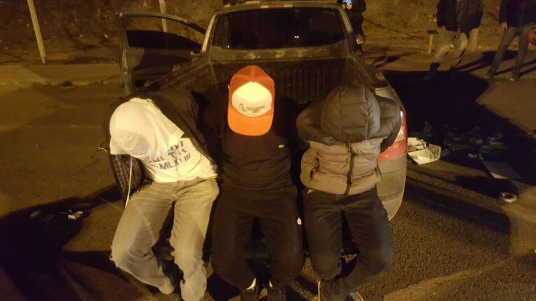 Los tres narcos de la zona fueron atrapados por la Federal en los puentes.
