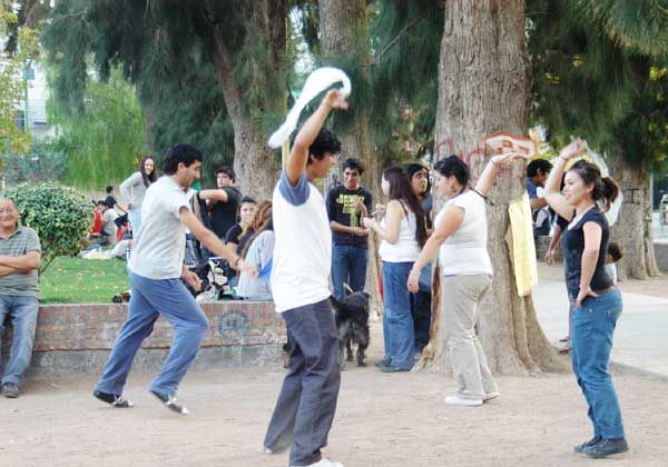 Reclaman la continuidad de la Escuela de Folklore