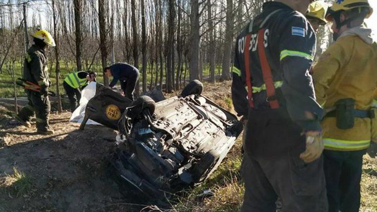 Una mujer murió tras volcar sobre la Ruta 22 en Guerrico