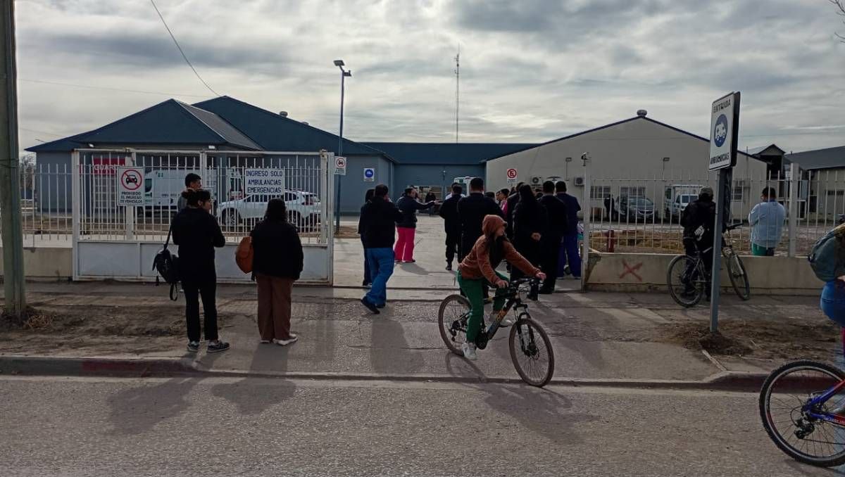 El hospital de Cipolletti fue parcialmente evacuado por una amenaza de bomba.