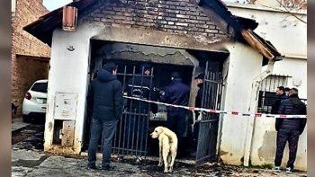 investigan si el incendio del auto de un comisario fue intencional