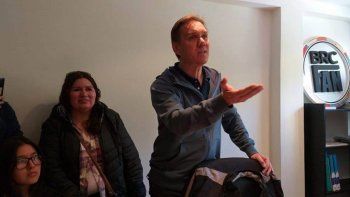 alumnos de bariloche se quedan sin viaje de egresados a brasil