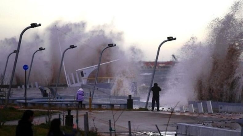 Sismo de 7.5 en Magallanes: evacuaciones en Ushuaia y alerta de tsunami en Chile
