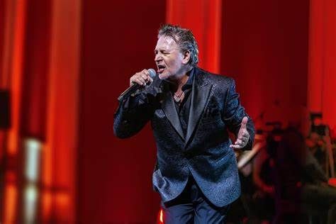 Miguel Mateos vuelve a la Fiesta de la Pera y sus fans lo esperan con ganas de cantar y saltar.&nbsp;