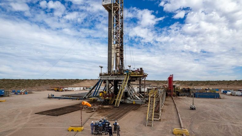 YPF cerró un tercer trimestre de alto vuelo y prepara proyectos por U$S44.000 millones en Vaca Muerta.