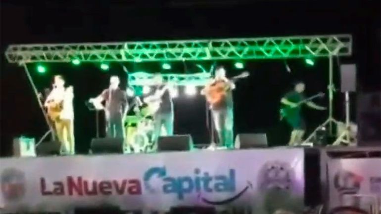 Susto en Chubut: una torre de luces aplastó a los integrantes de una banda
