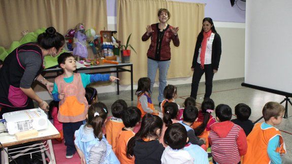 Ambiente les da clases de ecología a los más chiquitos