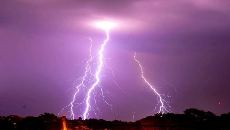 La alerta amarilla por tormentas afecta a gran parte del país. La región 