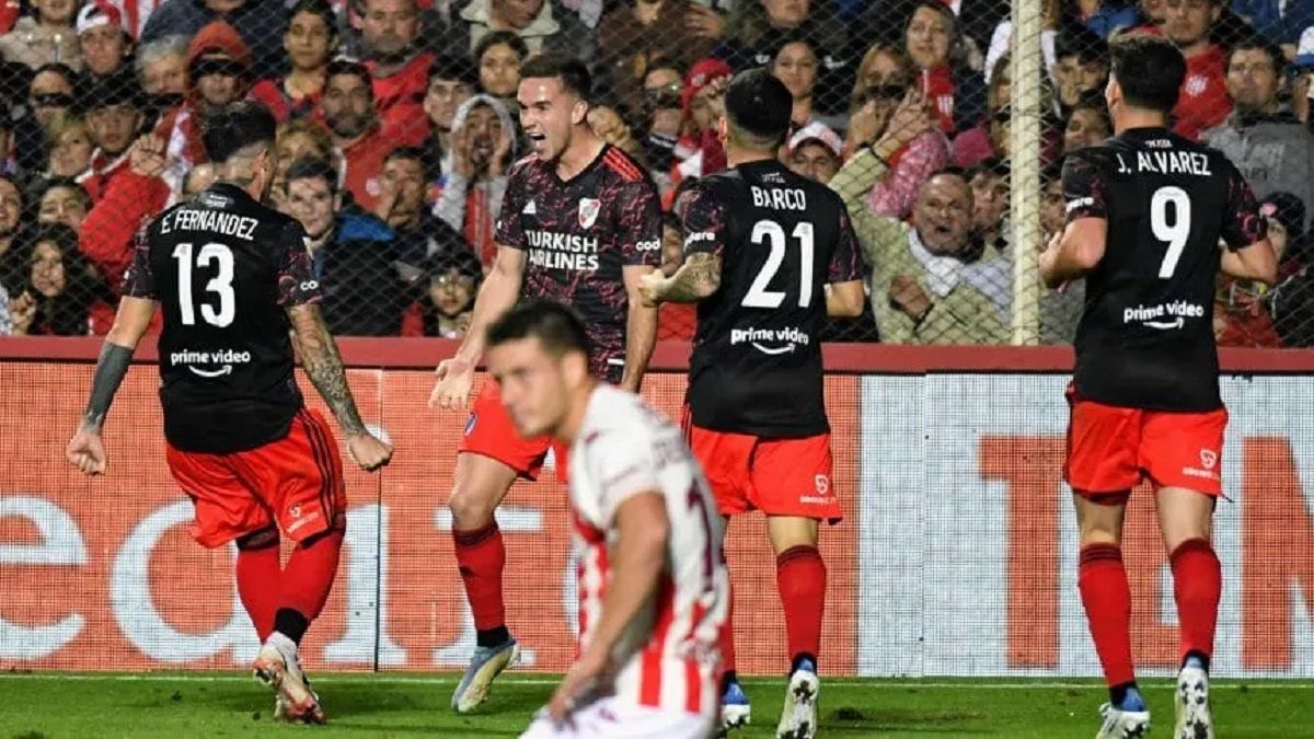 River goleó a Unión y sumó 3 puntos por primera vez.&nbsp;