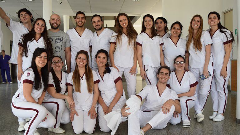 La UNRN tiene 18 nuevos graduados en la carrera de Odontología