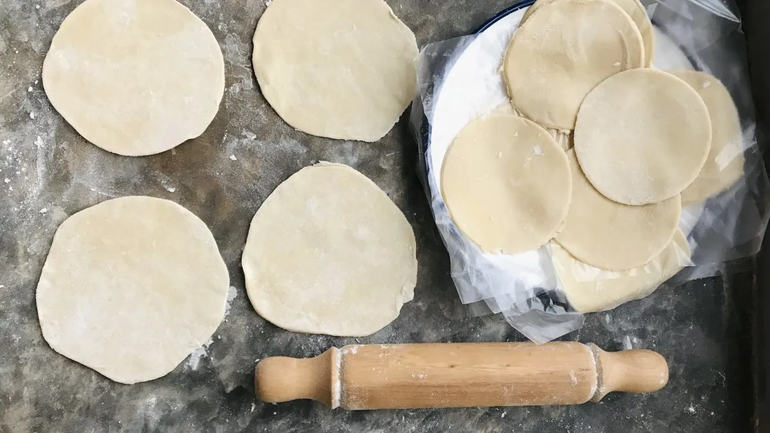 La receta superfácil para hacer las tapas de empanadas