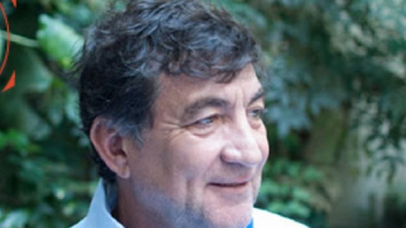 Bomba: con Latorre, el ex representante de Dybala y Palermo sacude a un histórico club argentino en crisis