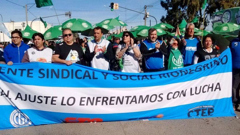 Un paro nacional podría frustrar el comienzo de clases