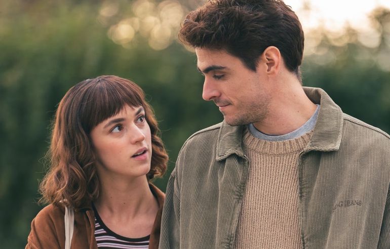 La producción apuesta por una historia que combina romance