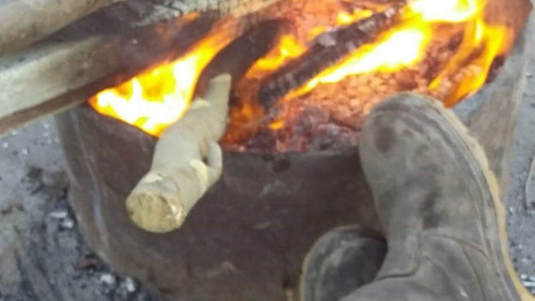 Delegado denunció que fue castigado por subir una foto a las redes