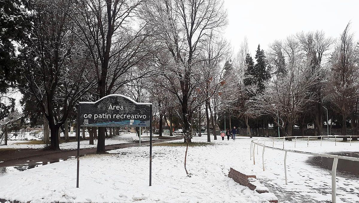 Así se vio Cipolletti tras una nevada anterior.