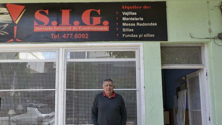 En el frente del local donde ha recibido a 