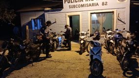 Durante el operativo secuestraron los rodados por falta de documentación y la adulteración de caños escapes. | LMCipolletti.com Durante el operativo secuestraron los rodados por falta de documentación y la adulteración de caños escapes.