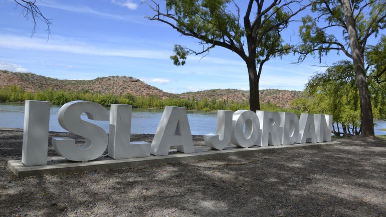 La Isla Jordán será nuevamente escenario para disfrutar de música y gastronomía al atardecer.