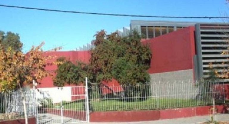 Escuela primaria 32 de Roca. Escuela primaria 32 de Roca.