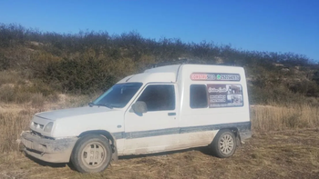 La camioneta apareció a varios kilómetros de donde fue robada. Foto gentileza Noticiasnet.