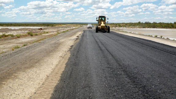 Respiran los trabajadores de la Obra Pública provincial: se reglamentó la Ley de Garantía de Créditos Laborales