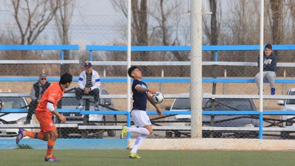 Luque saltó desde el banco y sufrió una lesión muscular.