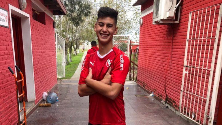 Conocé al cipoleño que la rompe en las inferiores del Rojo de Avellaneda