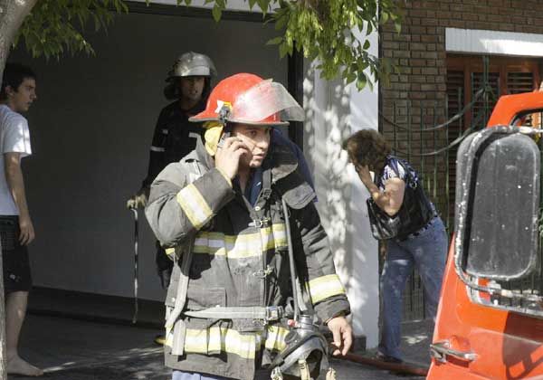 Tres viviendas, afectadas por el fuego