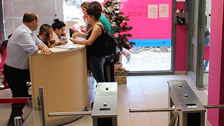 En la Muni destacaron que el pago del sueldo se anticipa varios días.