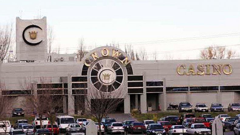 Una auditoría interna del casino descubrió el faltante de dinero y echaron a la jefa de Tesorería. La Justicia convalidó la medida.