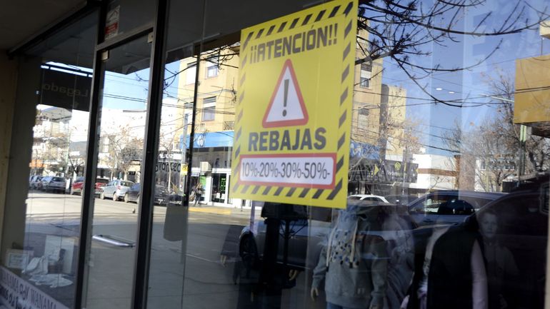 La Federación de Entidades Empresarias mostró su preocupación ante la caída de las ventas en la provincia.