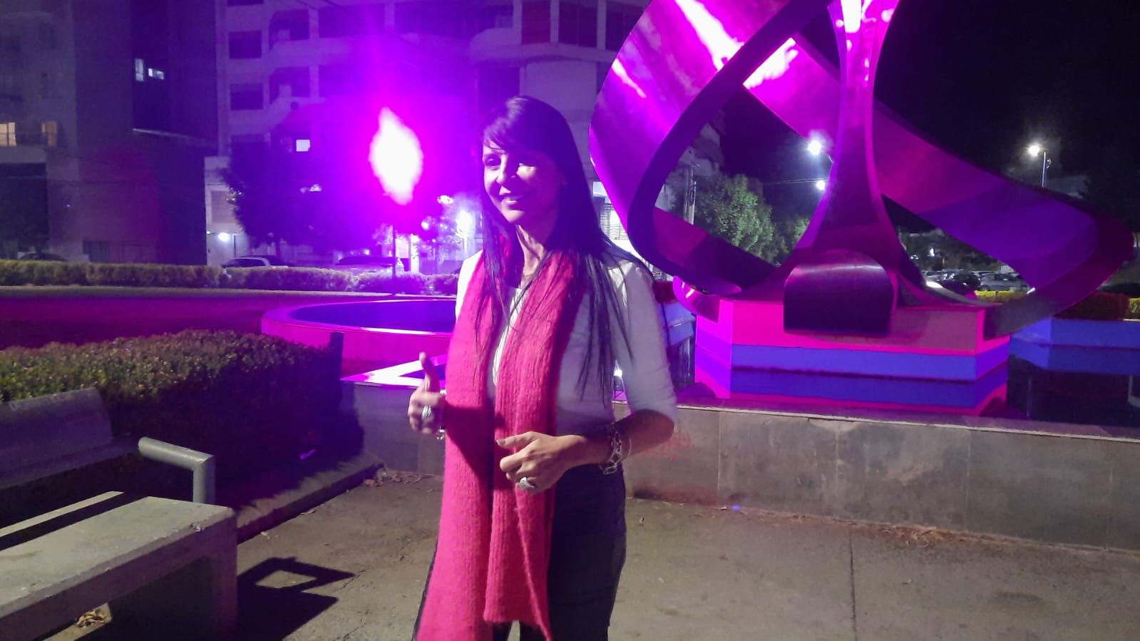 Lorena Villaverde festejó en General Roca tras ser elegida senadora por Río Negro.