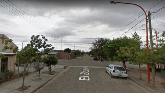 Terror en el Anai Mapu: una agresión desató una batalla campal entre vecinos y la policía