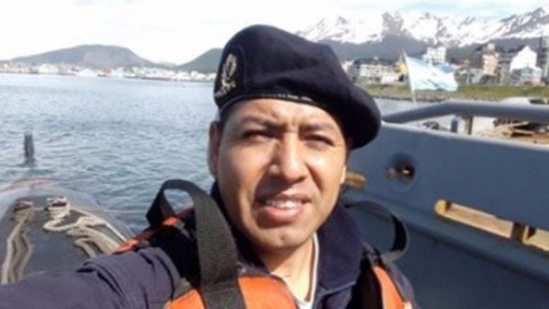 La familia del rionegrino a bordo del submarino no pierde las esperanzas