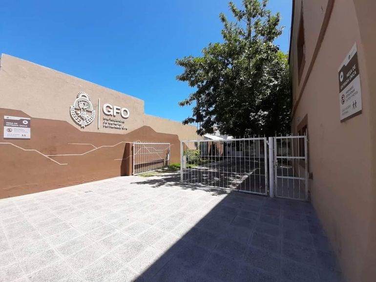 Fernández Oro: acordaron 15% de aumento para municipales