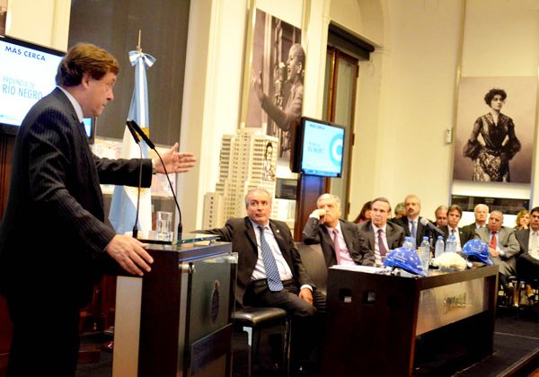 Acuerdo entre Provincia y Nación para la realización de obras municipales