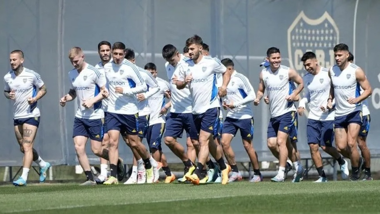 Boca entrenó este martes por la tarde en Casa Amarilla por última vez antes de viajar.&nbsp;