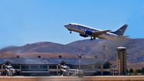El Aeropuerto Internacional de Bariloche no tendrá que pagar las tasas municipales exigidas por la comuna.