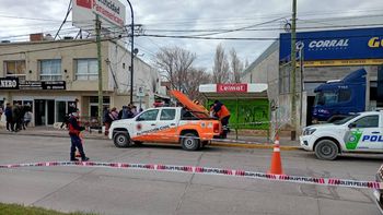 El cuerpo de la mujer estaba en el canal que corre a metros de la Terminal de Ómnibus.