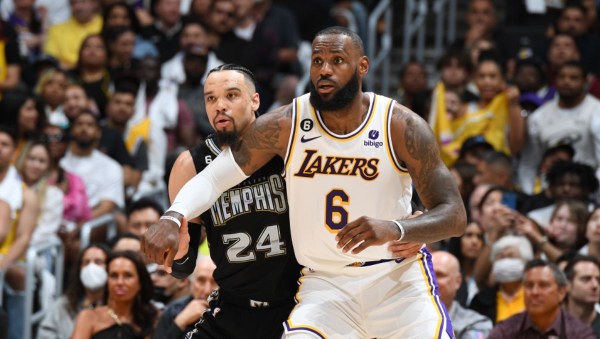 LeBron James recibió un duro golpe.