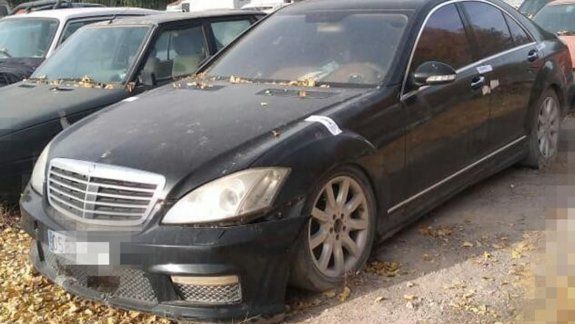 Secuestraron un Mercedes-Benz con patente española