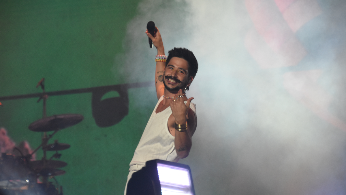Kesi fue una noche Pegao para cerrar la Fiesta de la Confluencia